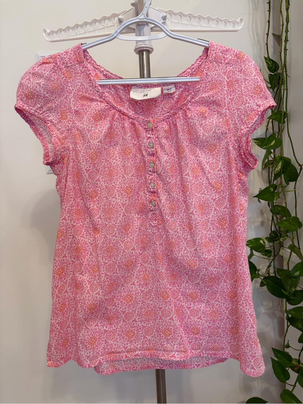 H&M Pink and Coral Short-Sleeve Printed Peasant Top